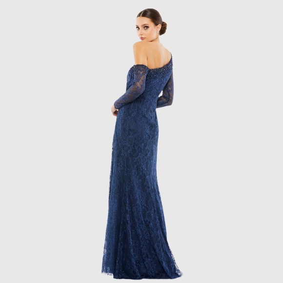 NWT $538 MAC DUGGAL DRAPED JEWEL ENCRUSTED LACE DROP SHOULDER GOWN DRESS 67852 - Picture 4 of 4